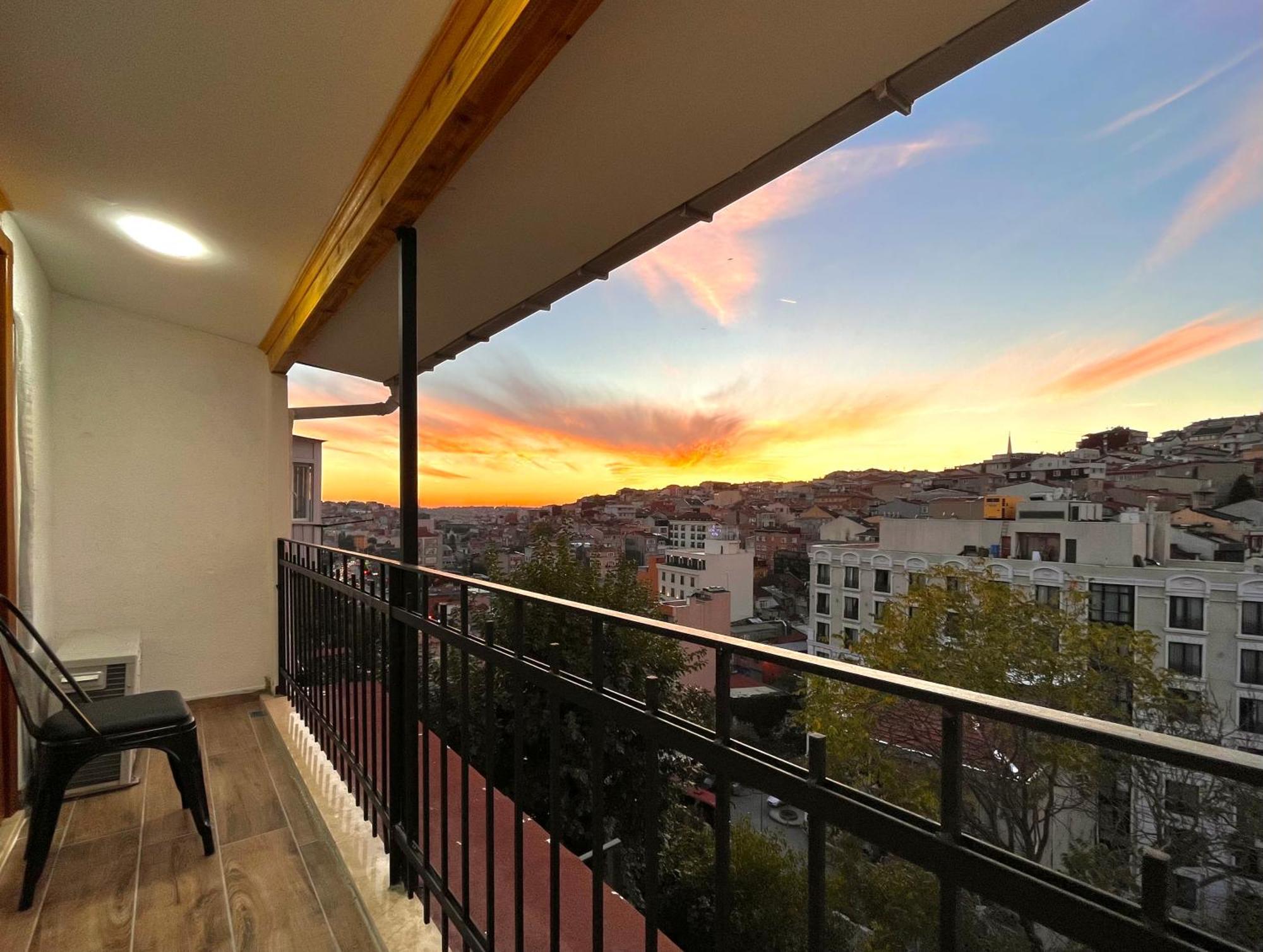 Narpera Taksim Boutique Hotel Истанбул Екстериор снимка